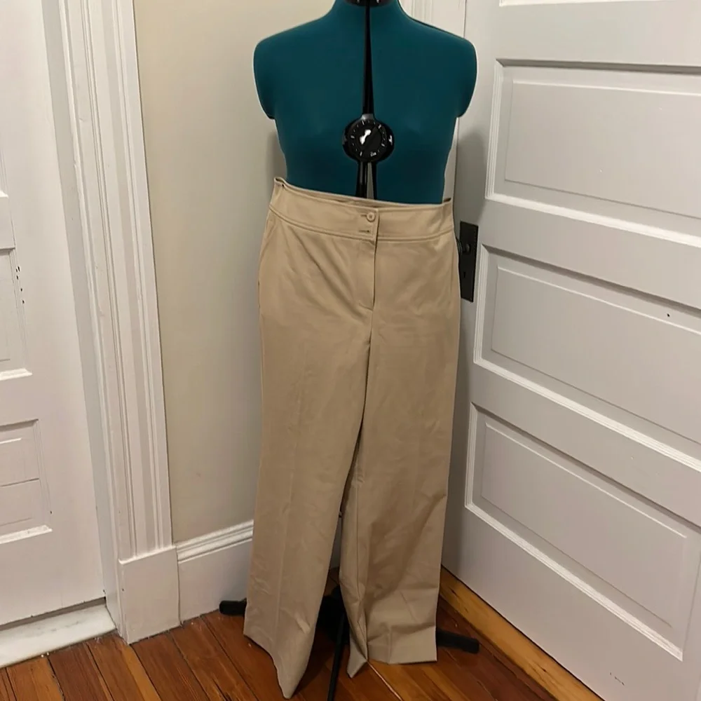 Talbots 16P Stretch Khaki pants - Picture 1 of 4